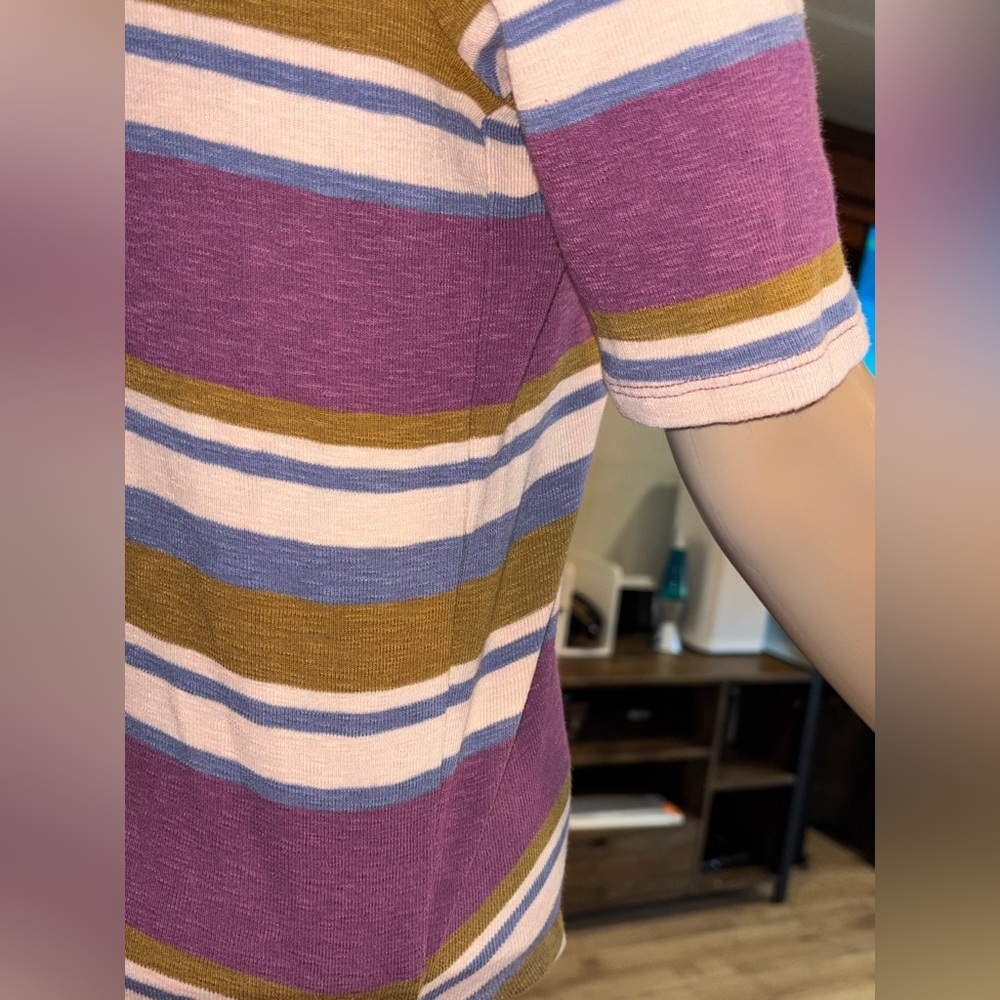 Madewell Cotton Blend Mockneck Shirttail Tee in Champagne Stripes size small GUC - Picture 4 of 9